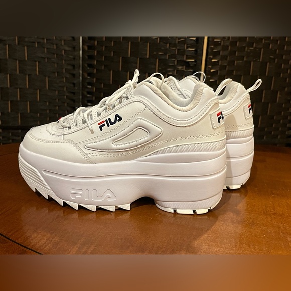 Fila Disruptor II Premium Wedge sneakers. Chunky sole. White w/ blue & red. 8.5 - Picture 4 of 12